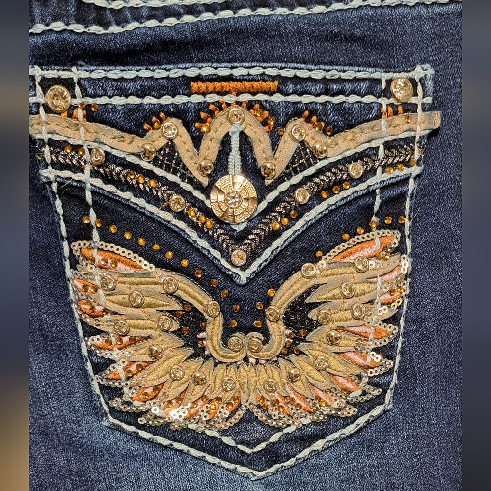 Telepatia NWOT, Beautiful, Winged Pockets!!  Sz.7